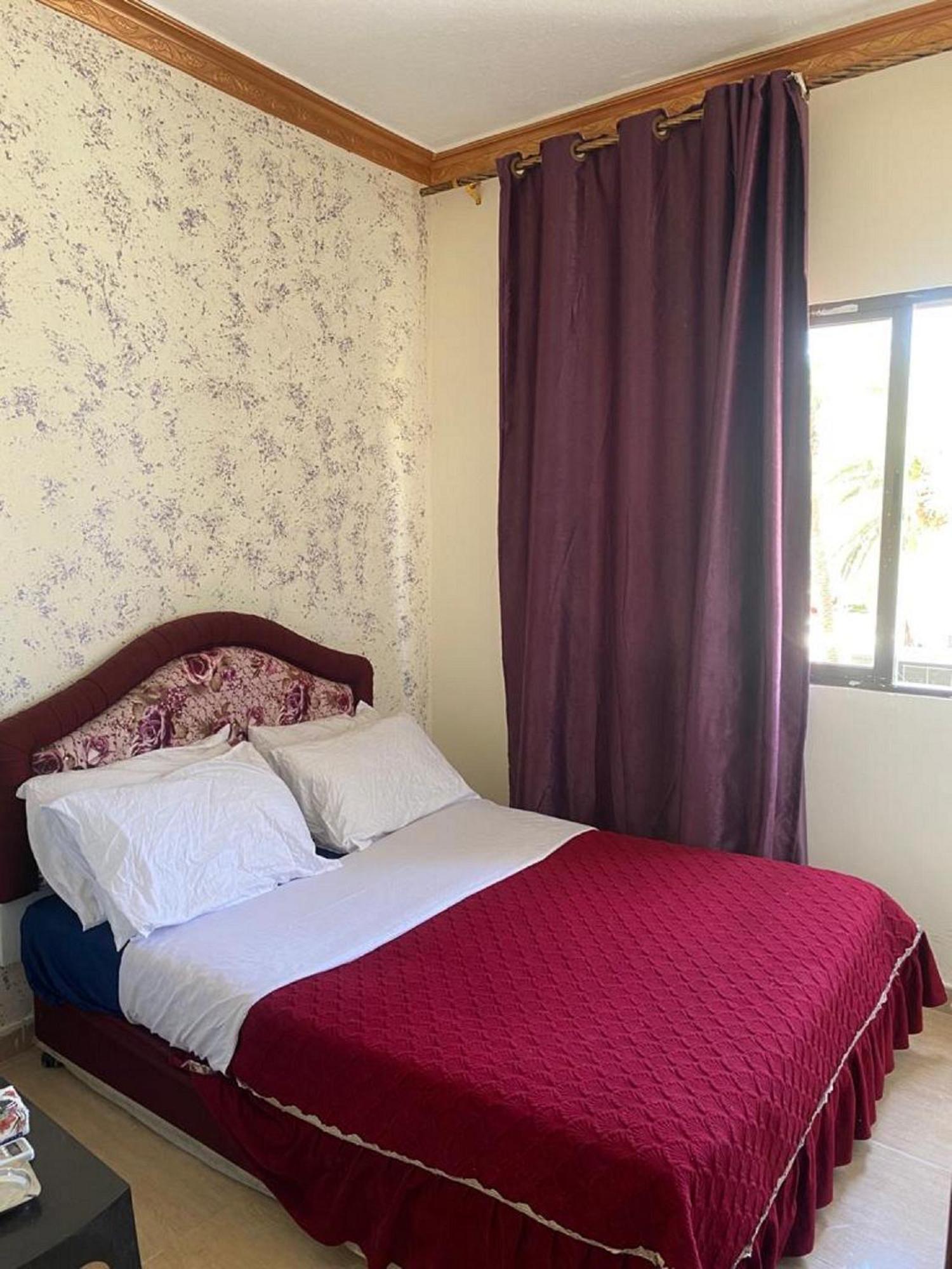 Al-Amer Chalets Aqaba Quarto foto